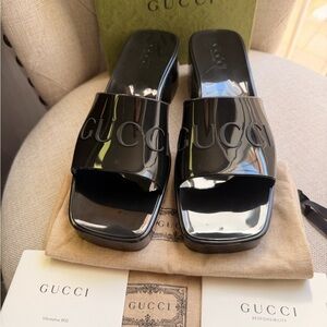 GUCCI Black Slip On Rubber Sandal Short Stack Heel EU 39